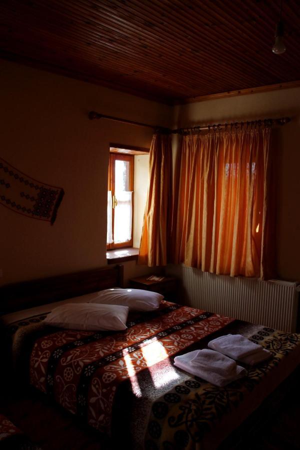 To Petrino Guesthouse Agios Germanos Exterior foto
